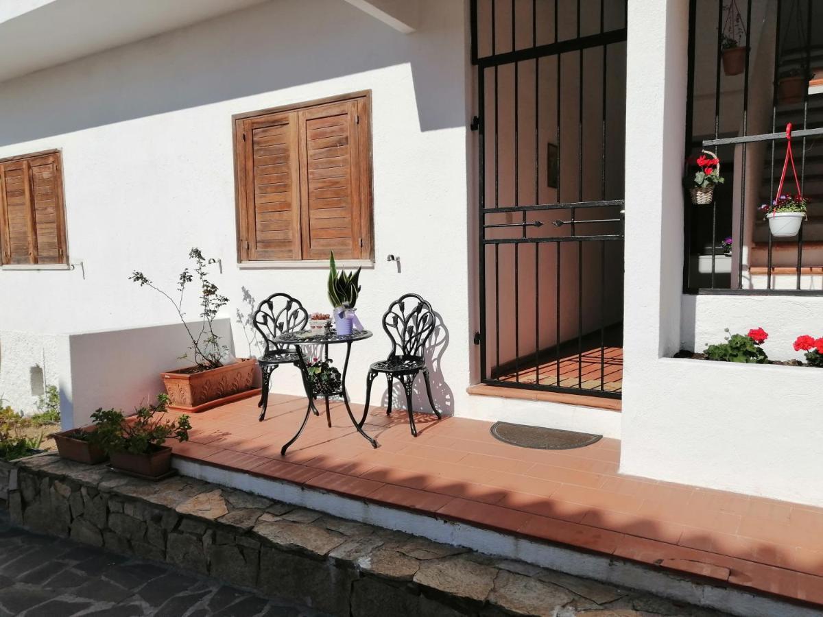 Aria Di Vacanza - Molara Loiri Porto San Paolo Exterior photo